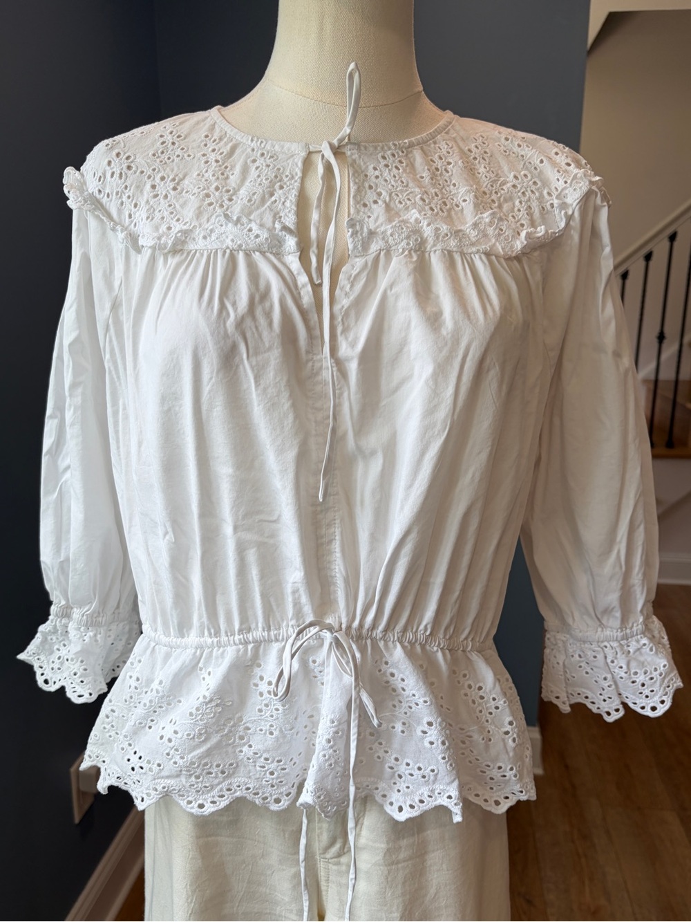 Joie White Eyelet Lace Cotton Peplum Blouse Tie Front Cottagecore Medium